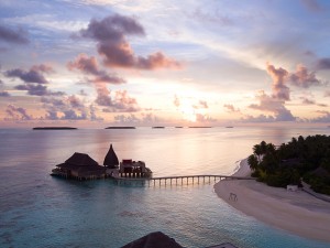 ANANTARA KIHAVAH VILLAS_Sunset with Sea Fire Salt Sky