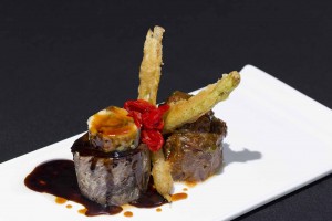 Rabo en dos texturas con tuétano y foie ALTUM
