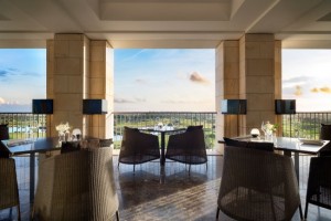 emo-fine-dining-with