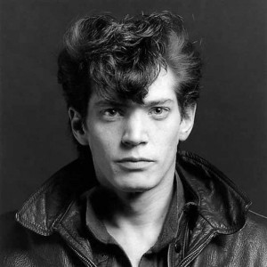 Foto 1 Self Portrait, 1980. ©Robert Mapplethorpe Cortesía de la Fundación Robert Mapplethorpe