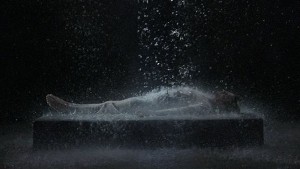 Bill-Viola-Ascension-Waterfall-Fotografia_EDIIMA20181107_0641_19