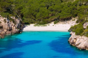 Cala-Macarelleta-en-Menorca