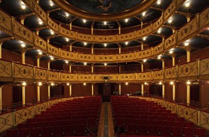 Via de la Plata18. Teatro Reina Sofia