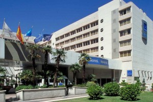 novotel-campo-de-las-naciones.jpg_900x600
