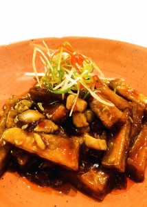 Foto 1 鱼香茄子Berenjenas chinas al estilo Yuxiang con Anchoas de La Escala y guindillas en vinagre