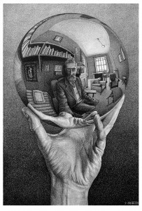 Foto 10 Escher_Mano con esfera reflectante, 1935